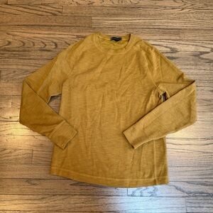 Banana Republic Men's Mustard Crewneck Sweater